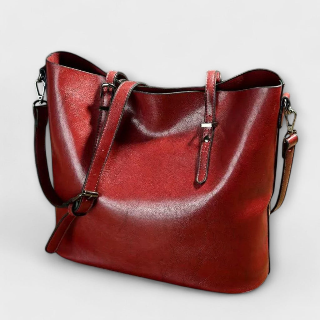 Danaé Bellefeuille | Vintage Shoulder Bag