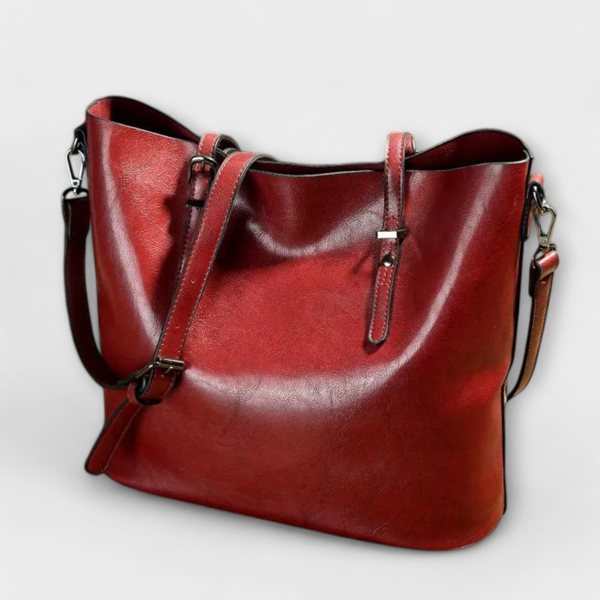 Danaé Bellefeuille | Vintage Shoulder Bag