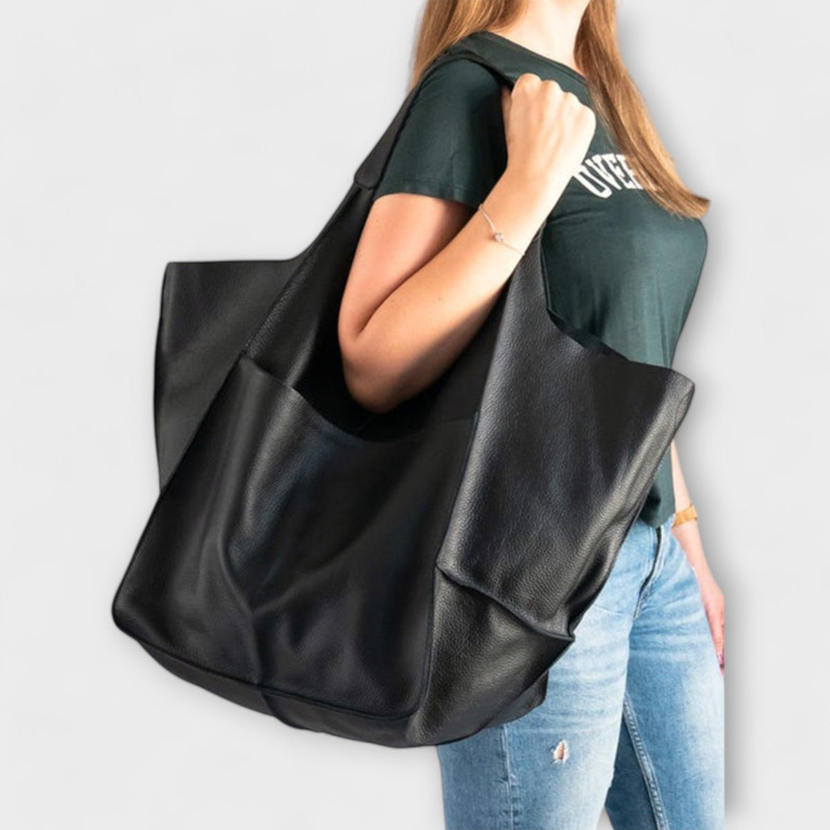 Prunelle Montcœur | Elegant shoulder bag
