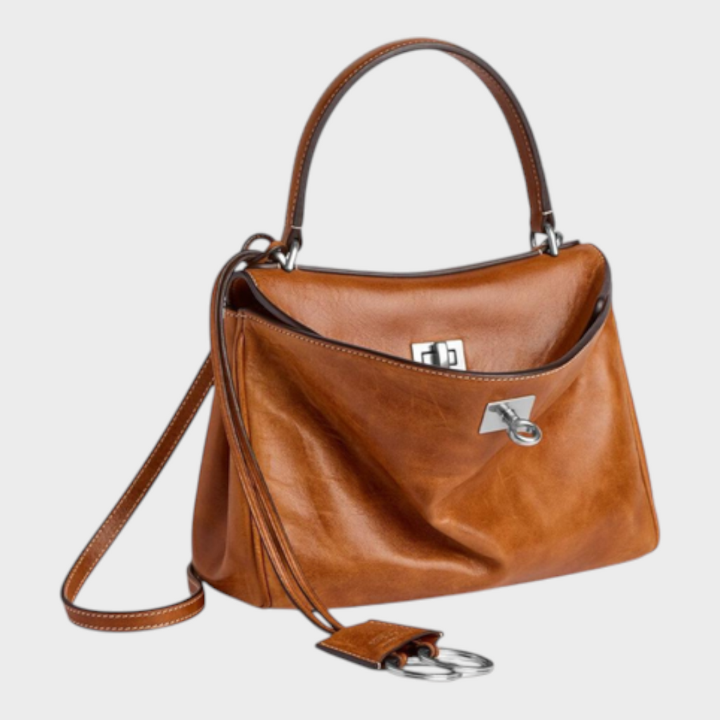 Elena Caravelli | Minimalist Luxurious Soft Leather Handbag