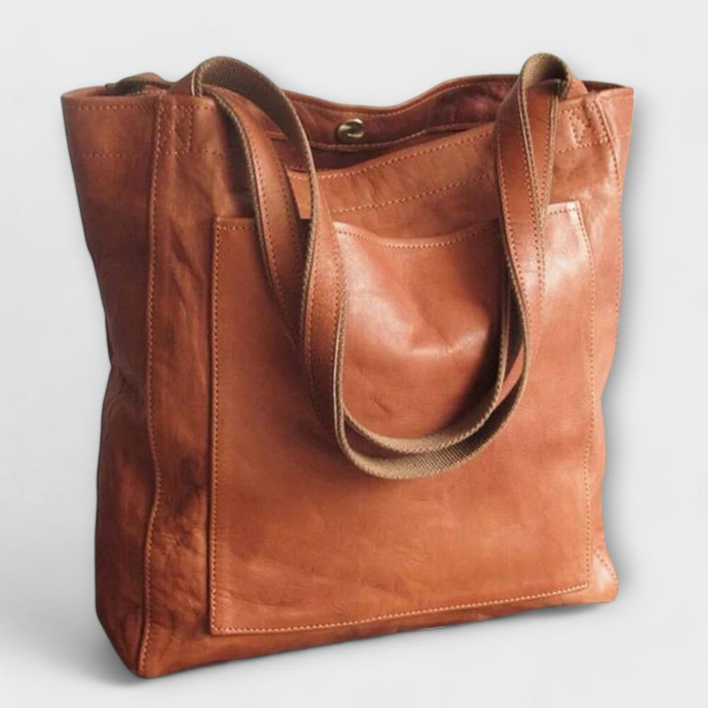 Élina Belleneuve | A stylish and practical shoulder bag