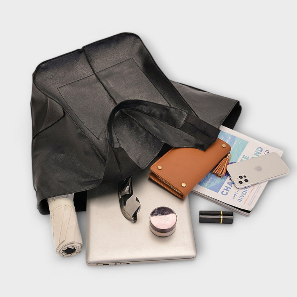 Prunelle Montcœur | Elegant shoulder bag