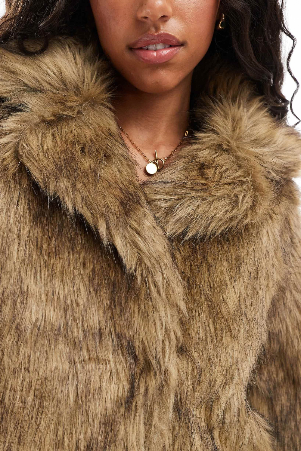 Elsa Clément | Women's Faux Fur Jacket – Short Shaggy Fur Coat
