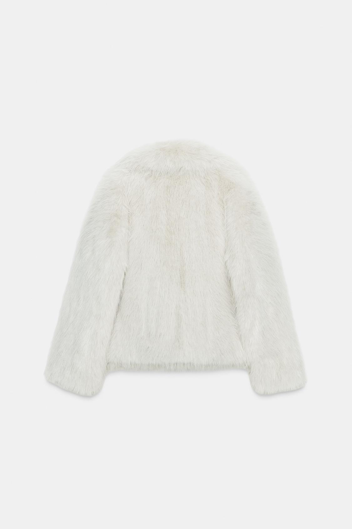 Jeanne Blanc | Women's Short Faux Fur Coat – Ecru Cream Oversized Fluffy Fur Jacket