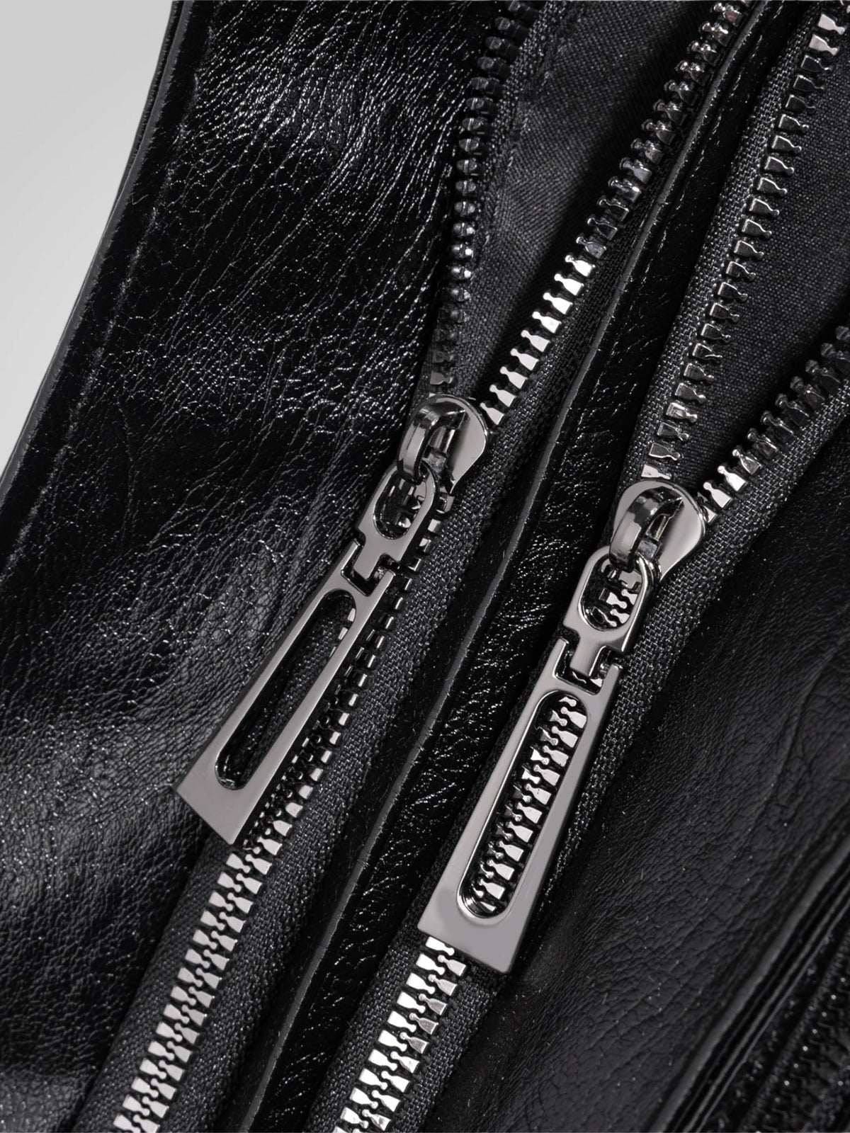 Margot Valciel | Everyday City Bag