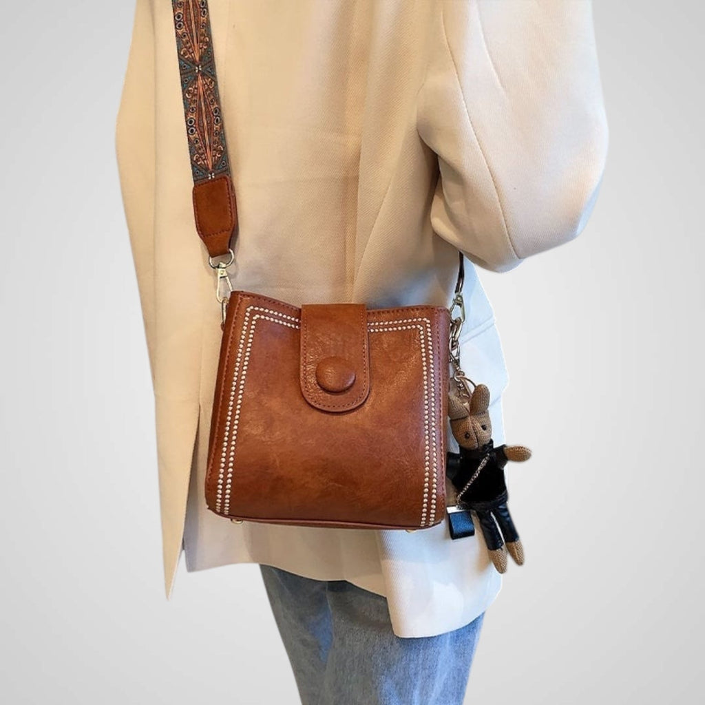 Donatelli | Women's Retro Bucket Bag with Wide Shoulder Strap – Tan Crossbody Bag