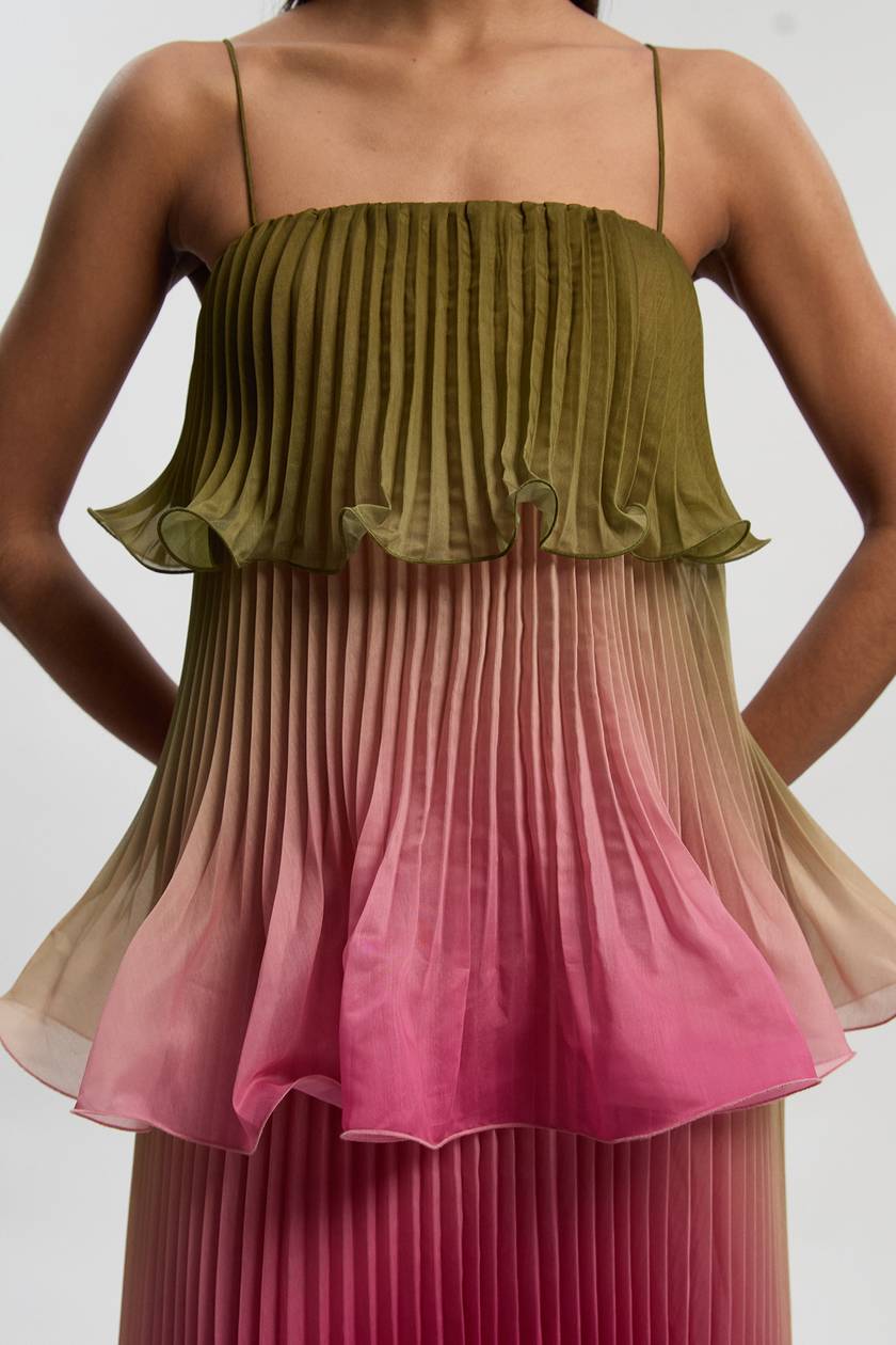 ÉLODIE DE VAUCLERC | Ombré Pleated Maxi Dress – Ruffle Layered Bodice Spaghetti Strap Flowy Gown