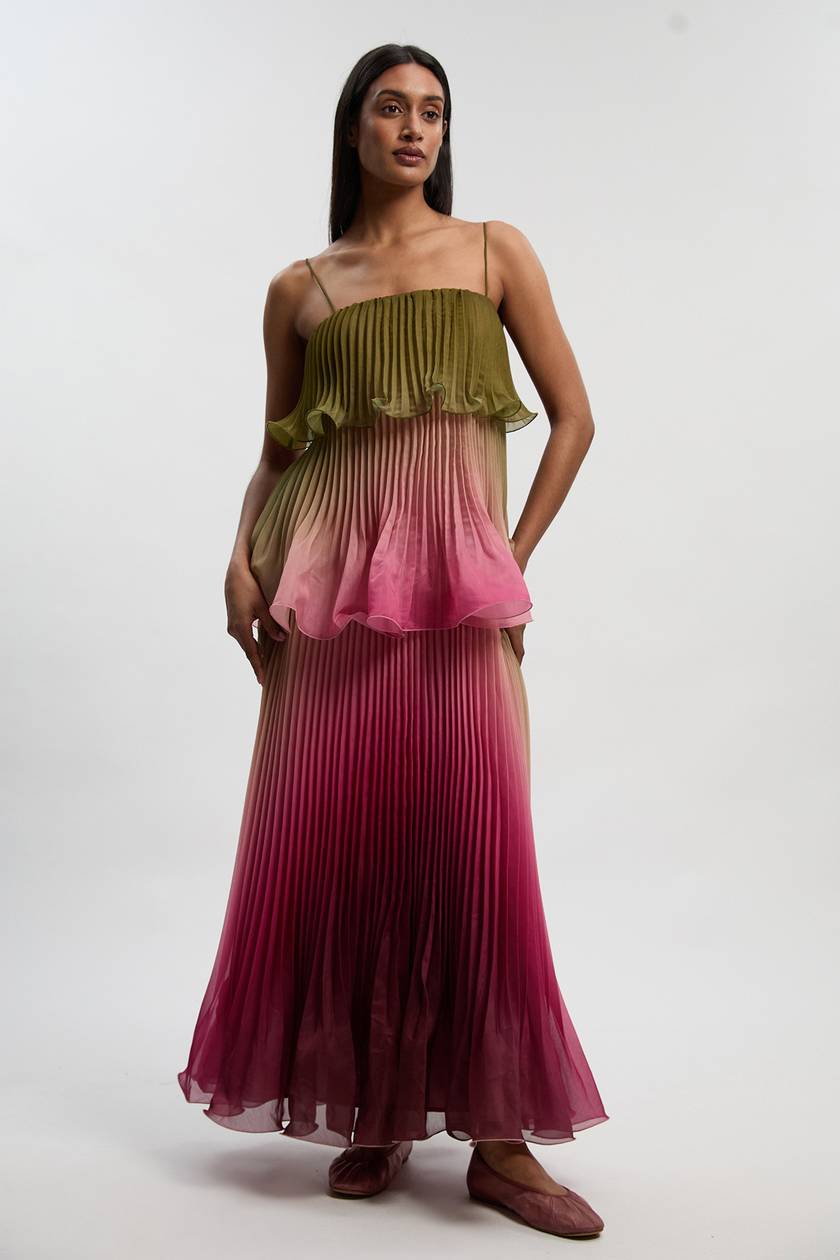ÉLODIE DE VAUCLERC | Ombré Pleated Maxi Dress – Ruffle Layered Bodice Spaghetti Strap Flowy Gown