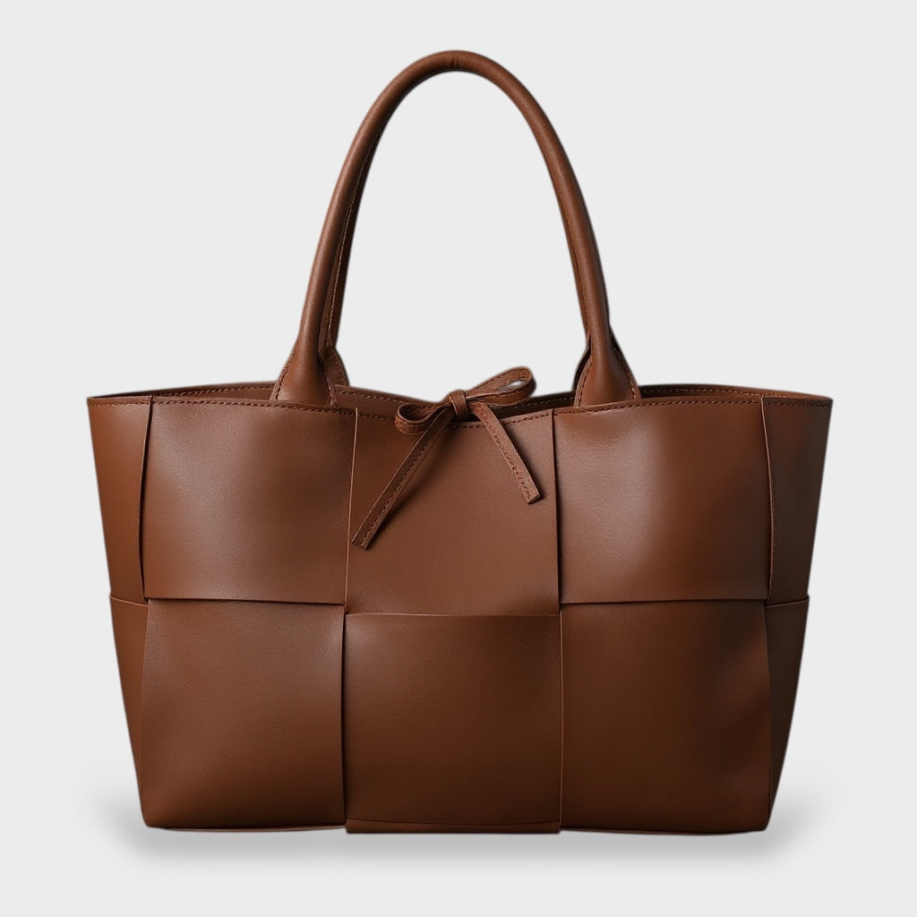 Angèle Delacroix | Leather bag