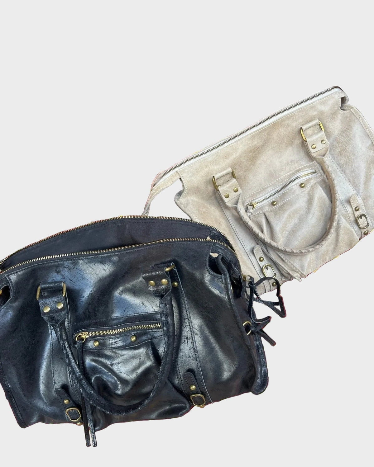 Zélie Bellecombe | Large Black Shoulder Bag with Gold-Tone Zip Closure