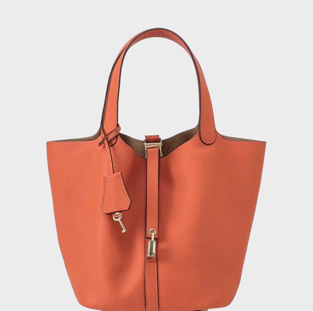 Lise Bellevaux | Lock Bag