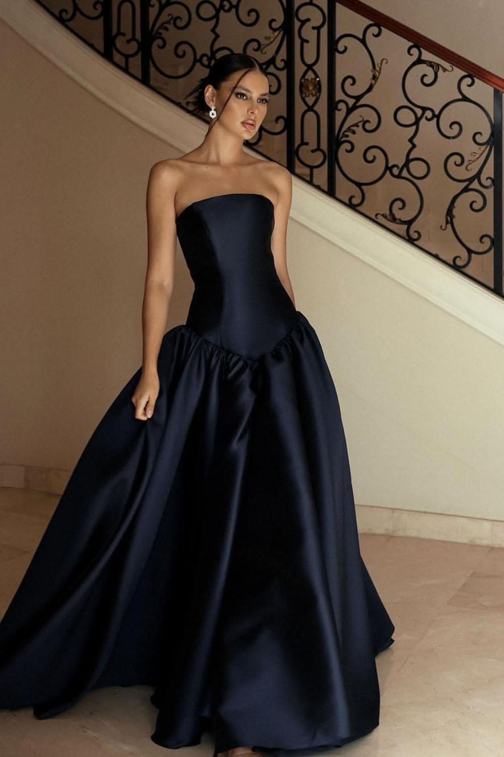 Juliette Moreau | Navy Satin Corset Ball Gown – Strapless Voluminous Maxi Formal Dress