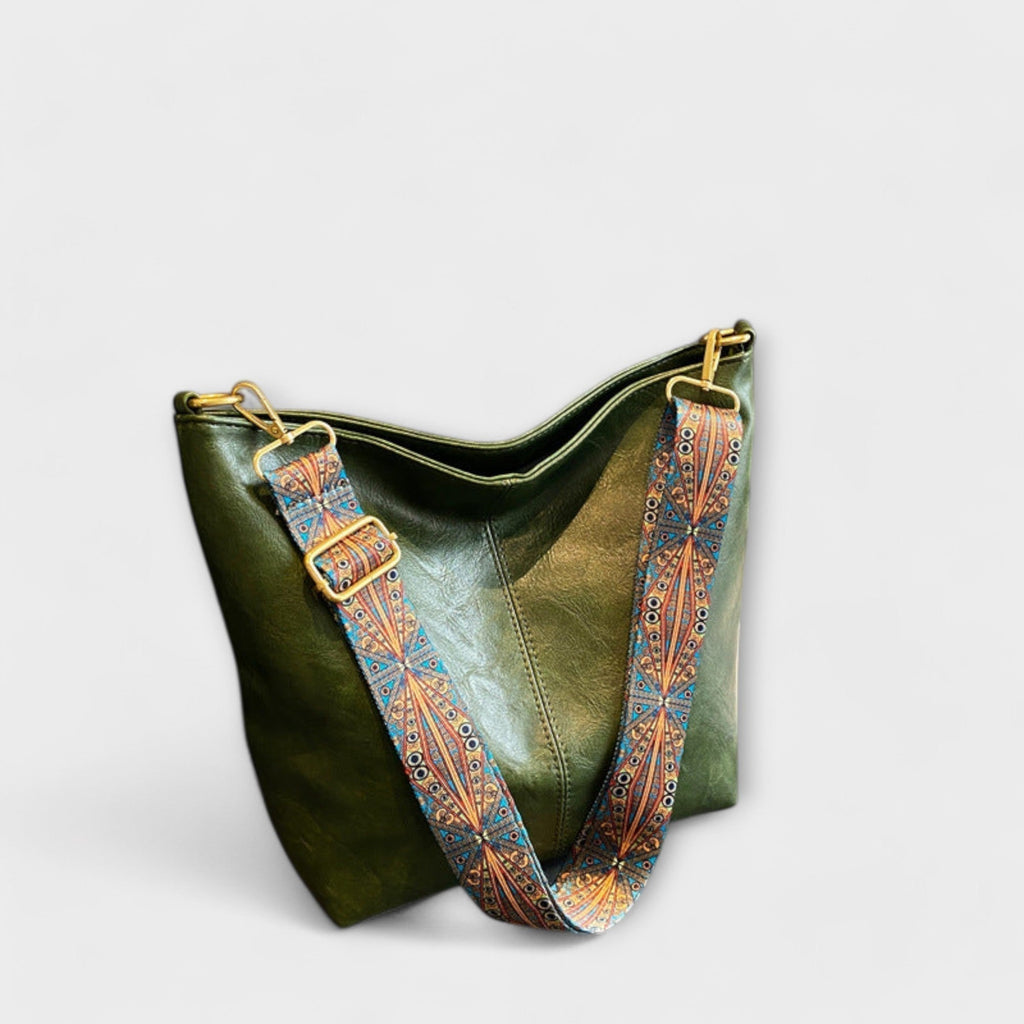 Colombe Bellemont | Elegant vintage bags