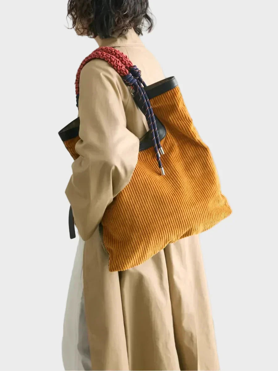 Anaïs Montrose | Bucket Leather Bag