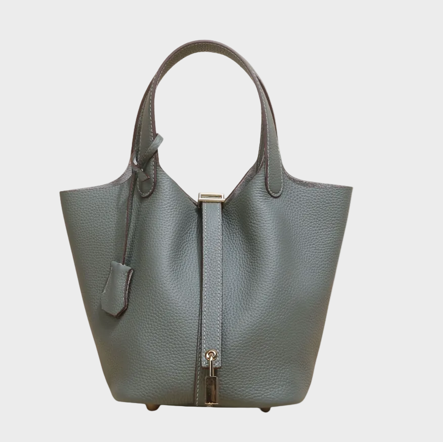 Lise Bellevaux | Lock Bag