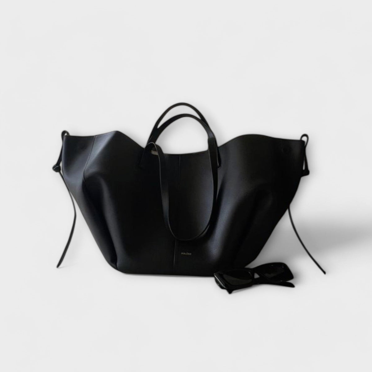 Jade Beaufort | Vintage shoulder bag