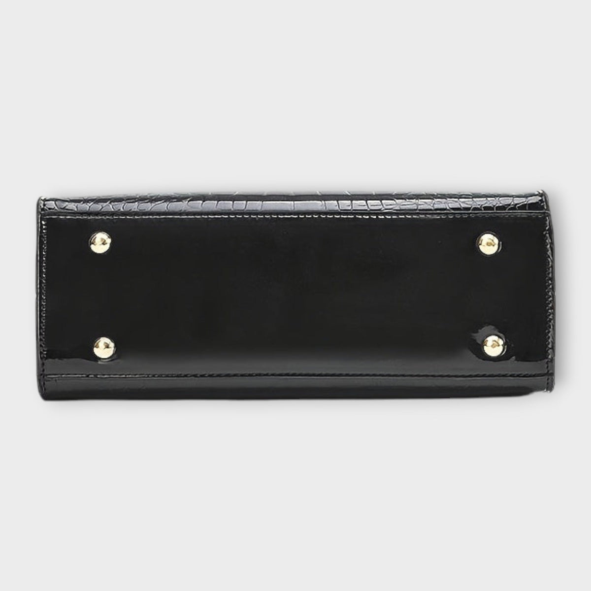 Cécile Valois | Shiny crocodile leather bag