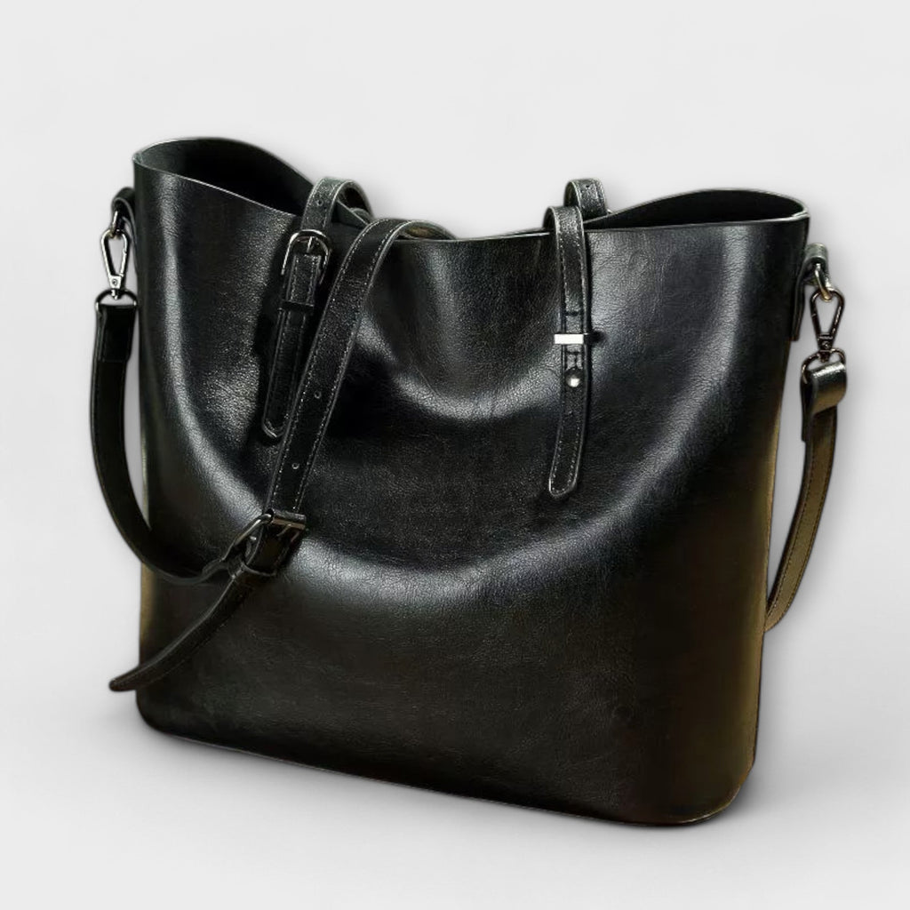 Danaé Bellefeuille | Vintage Shoulder Bag