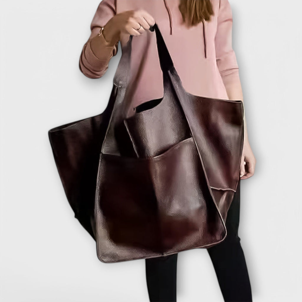 Prunelle Montcœur | Elegant shoulder bag